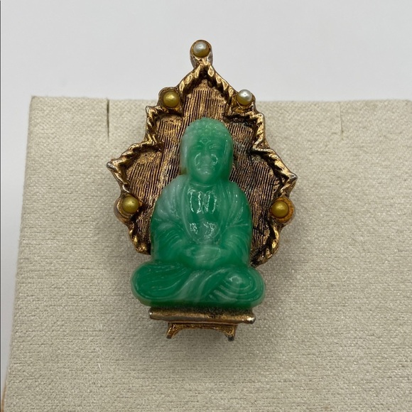 Ambassador Jewelry - Vintage Green Jade Resin Gold Plated Faux Pearl Budha Brooch Pin